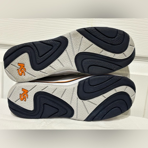 Keds Sport Gray Canvas Sneakers with White and Orange Accents - Picture 7 of 8